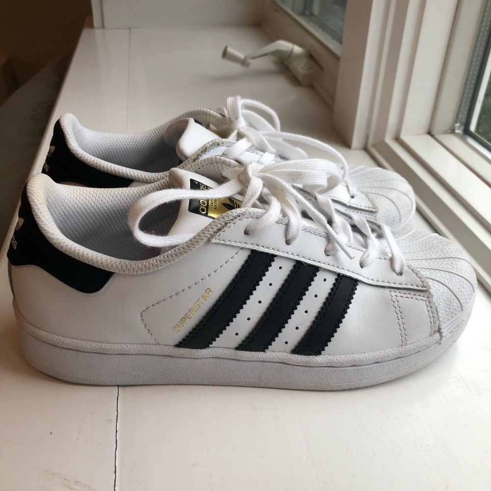 Girls shoes: Adidas Stan Smith size 3